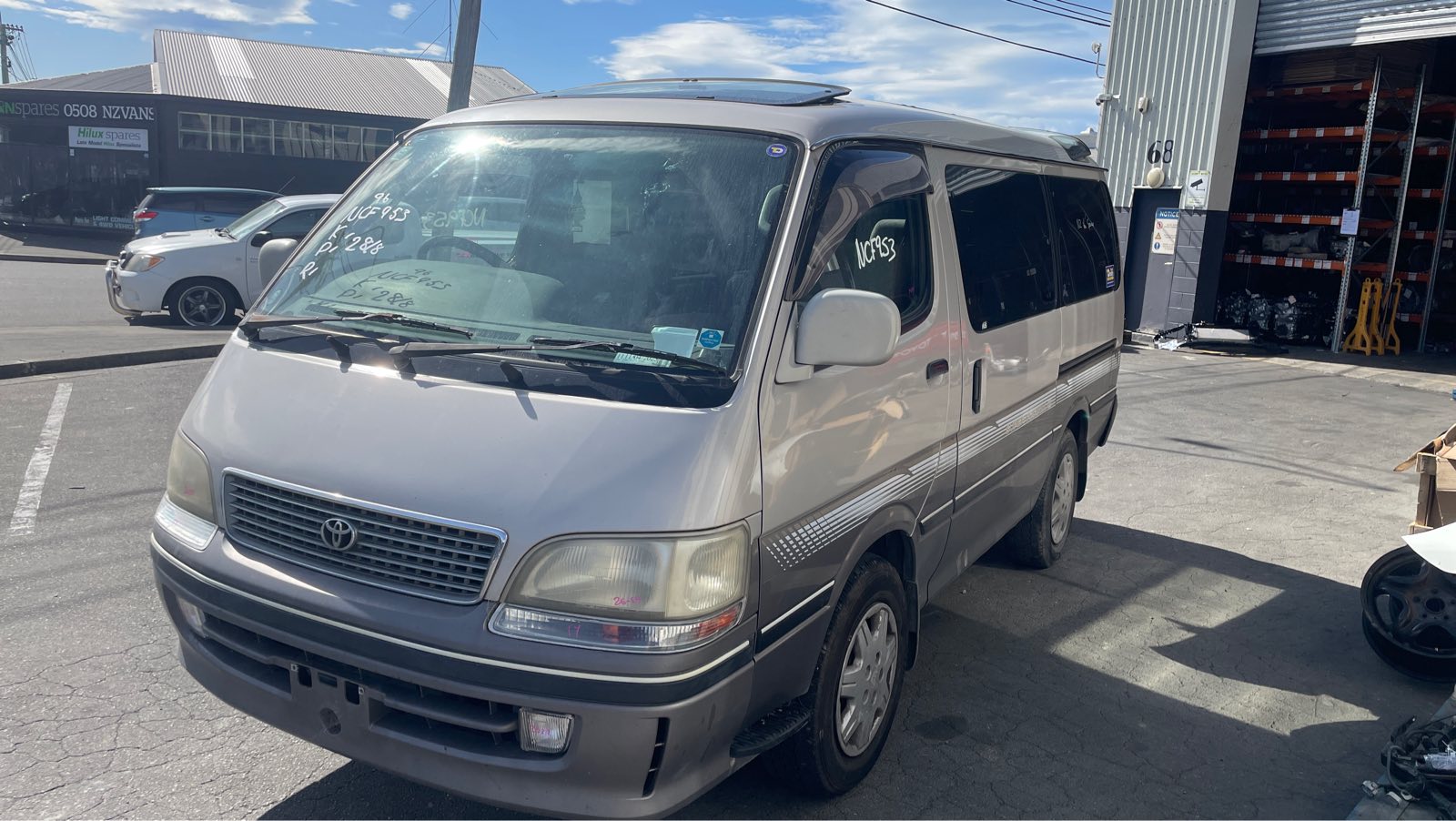 TOYOTA HIACE SUPER CUSTOM (RZH101) 1996 – NZ Van Spares Ltd