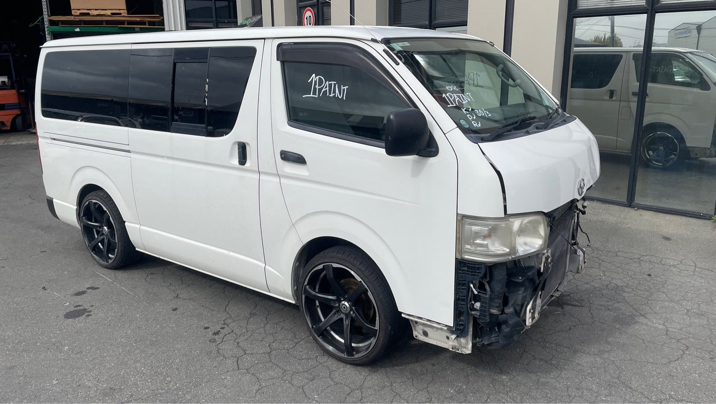 TOYOTA HIACE (TRH200) 2008