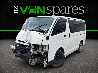 TOYOTA HIACE (TRH200) 2015