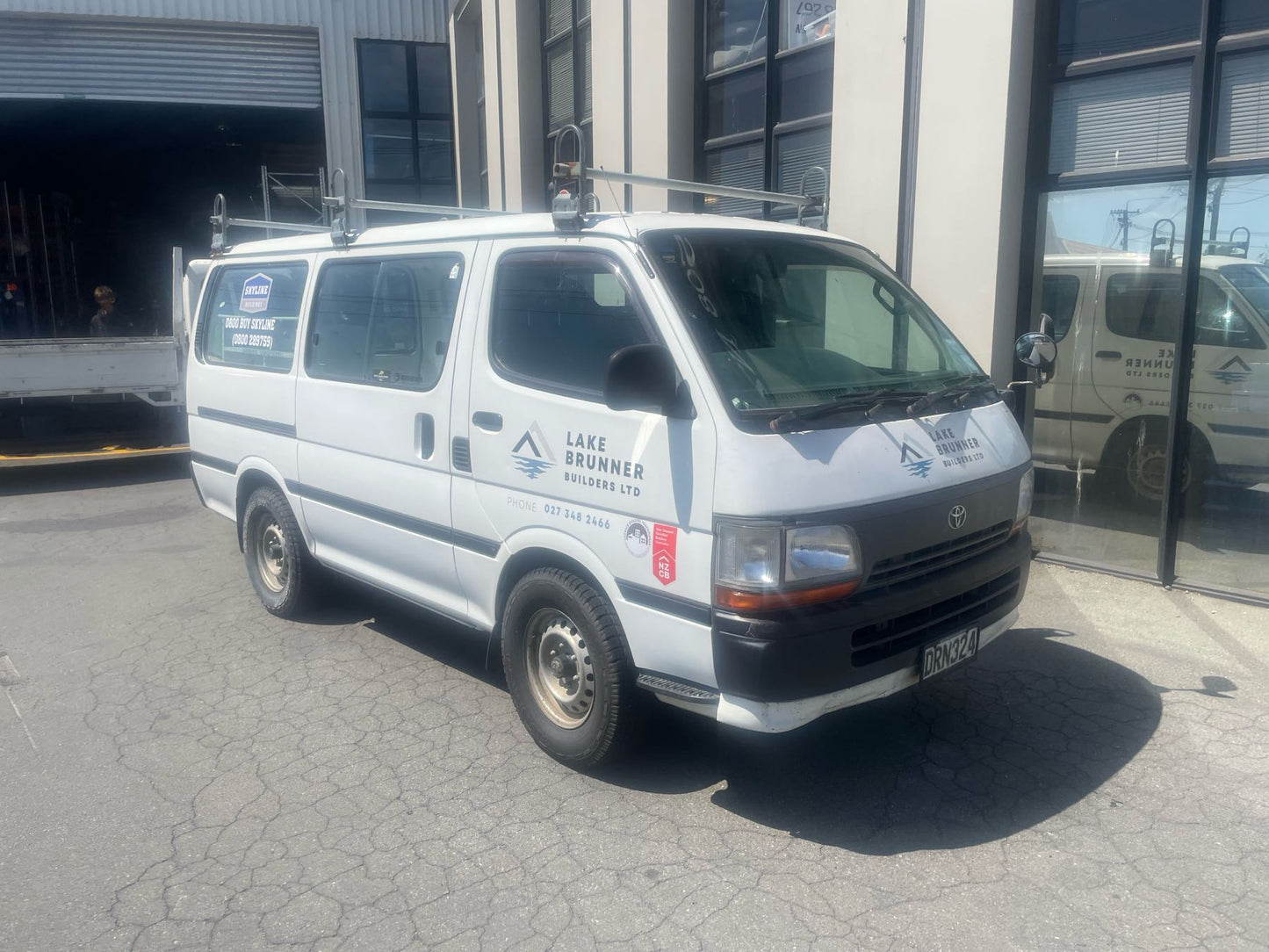 TOYOTA HIACE (LH103) 1998