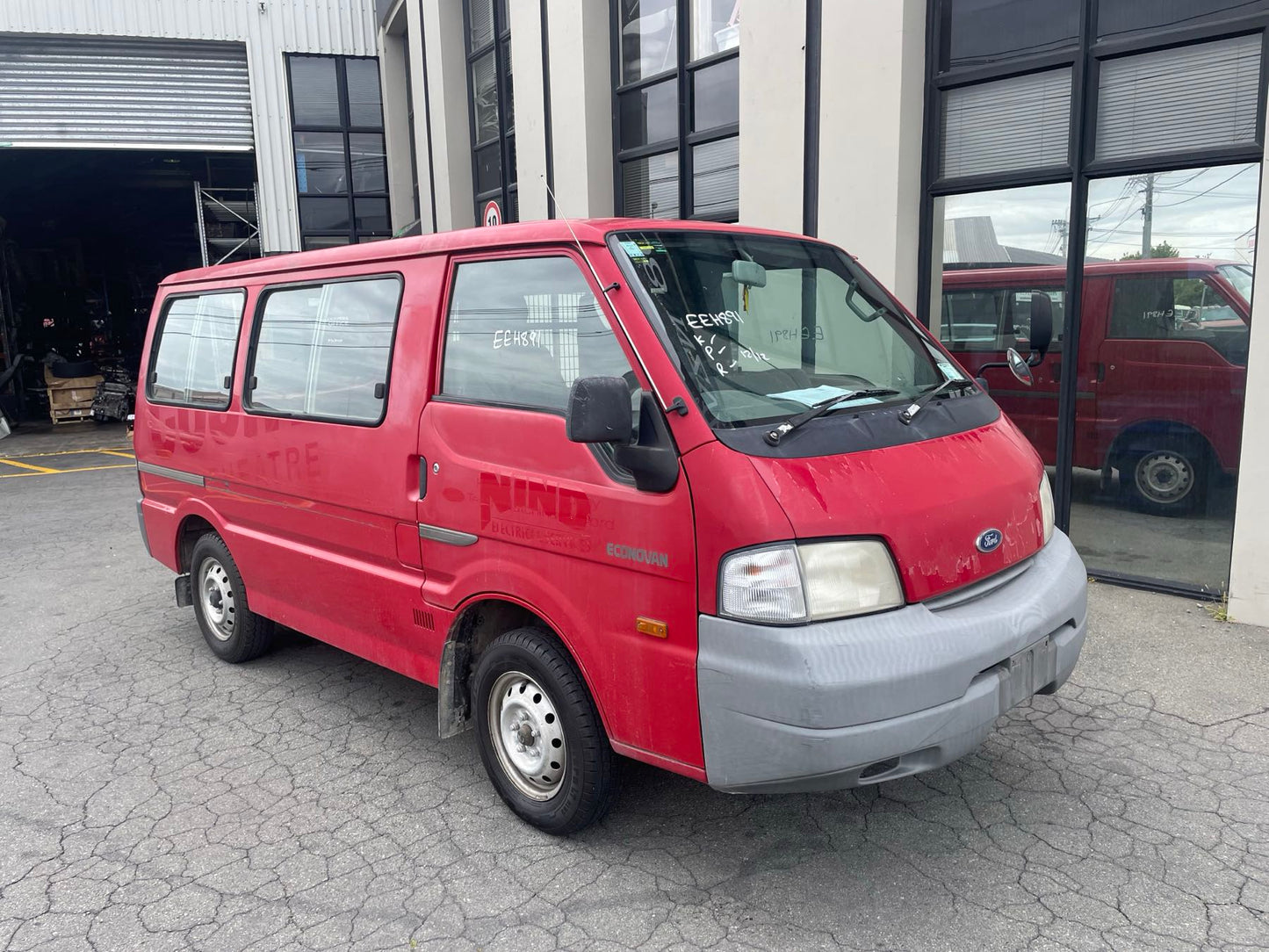 FORD ECONOVAN (SK82) 2005