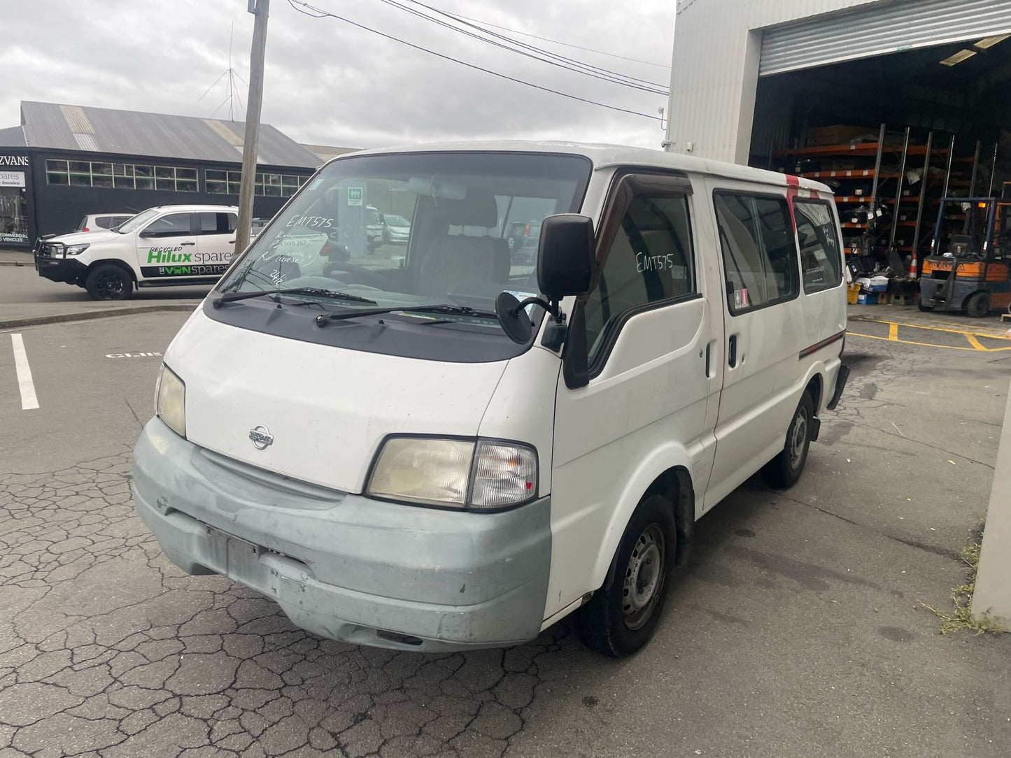 MAZDA BONGO 4WD (SK82) 1999