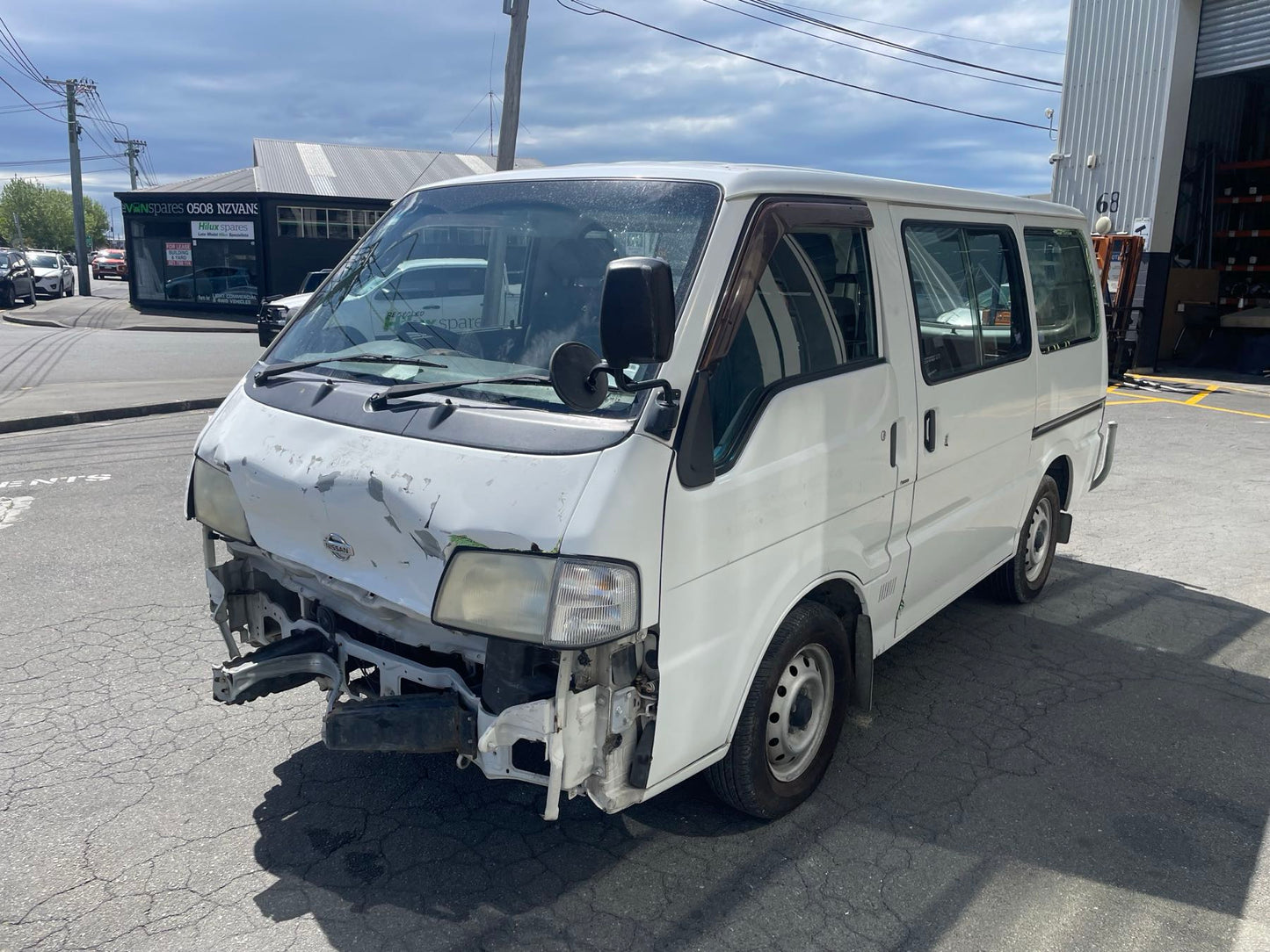 MAZDA BONGO (SK82) 2002