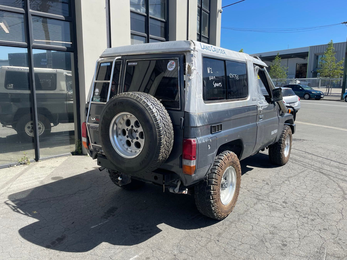 TOYOTA LANDCRUISER (BJ74) 1989