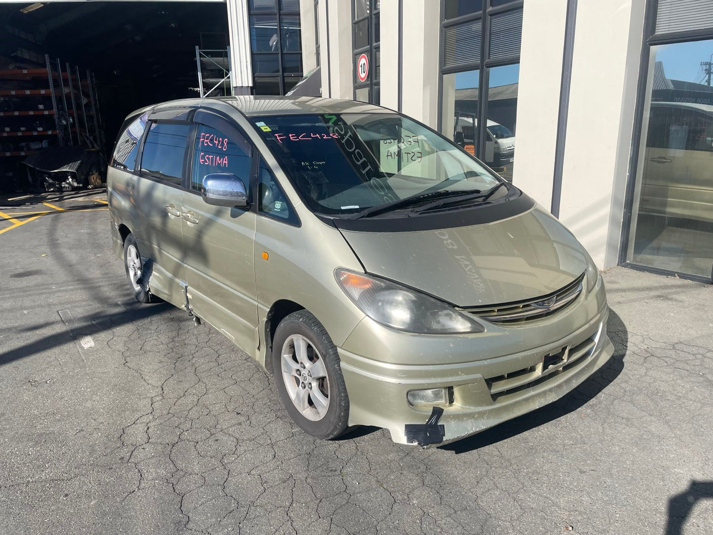 TOYOTA ESTIMA (ACR30) 2002