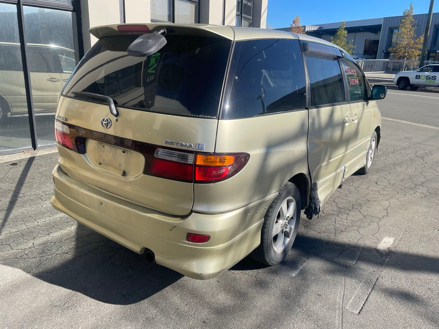 TOYOTA ESTIMA (ACR30) 2002