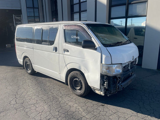 TOYOTA HIACE (KDH201) 2011