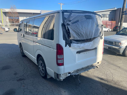 TOYOTA HIACE (KDH201) 2011