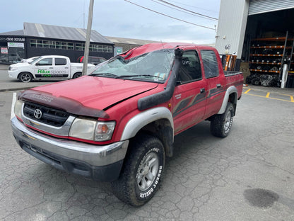 TOYOTA HILUX (KZN165) 2004