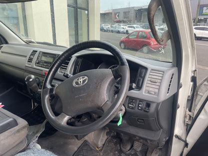 TOYOTA HIACE (TRH201) 2012