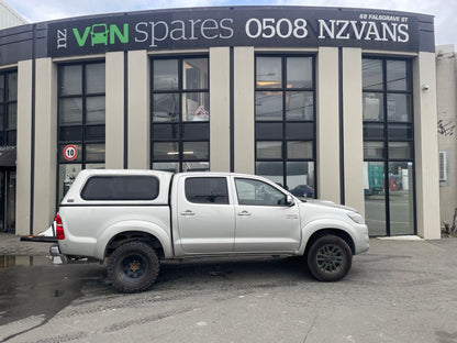 TOYOTA HILUX (KUN26) 2014