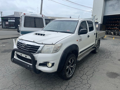 TOYOTA HILUX (KUN26) 2015