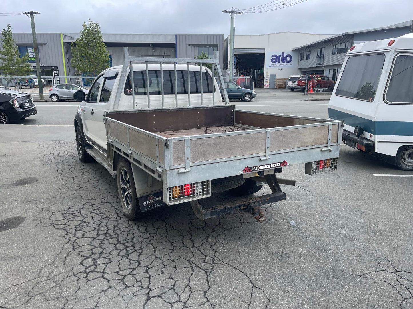 TOYOTA HILUX (KUN26) 2015