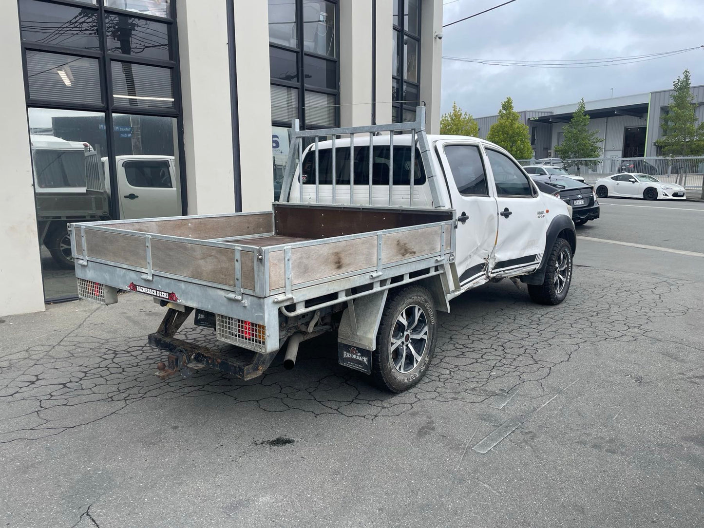 TOYOTA HILUX (KUN26) 2015