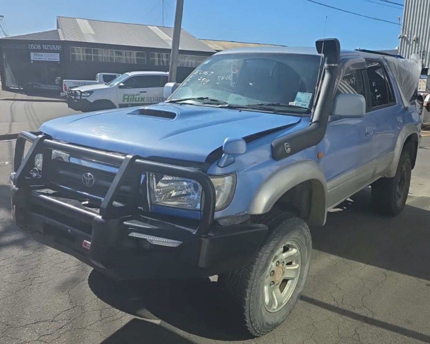 TOYOTA HILUX SURF (KZN185) 1996