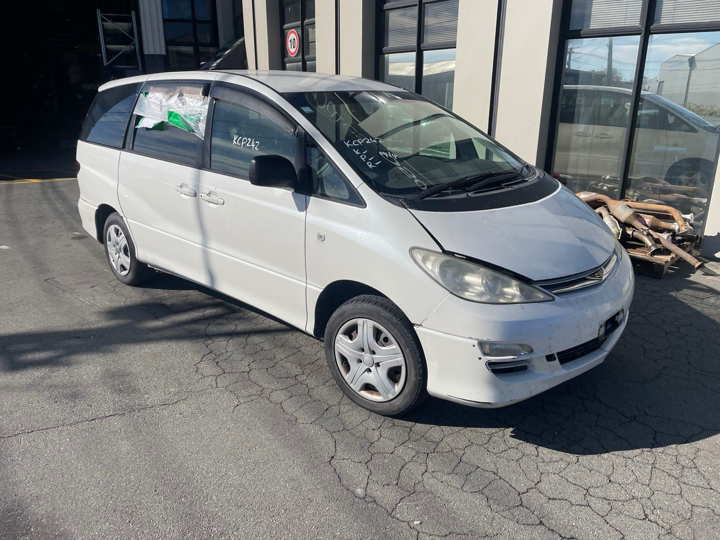 TOYOTA ESTIMA (ACR30) 2005