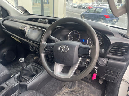 TOYOTA HILUX (GUN126) 2017