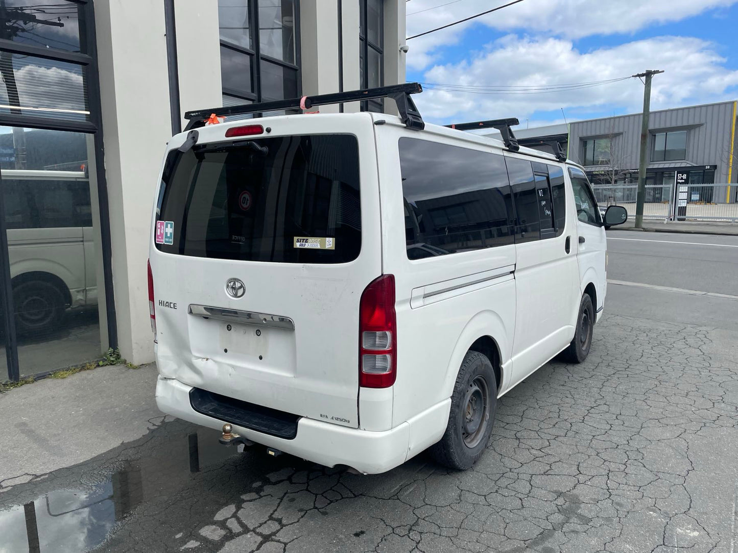 TOYOTA HIACE (TRH200) 2010