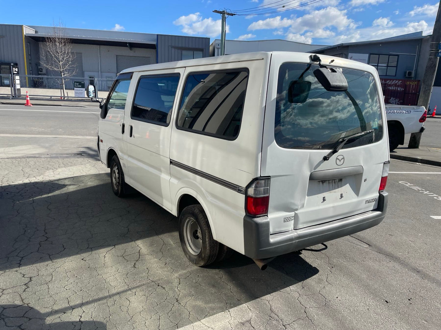 MAZDA BONGO (SK82) 2011