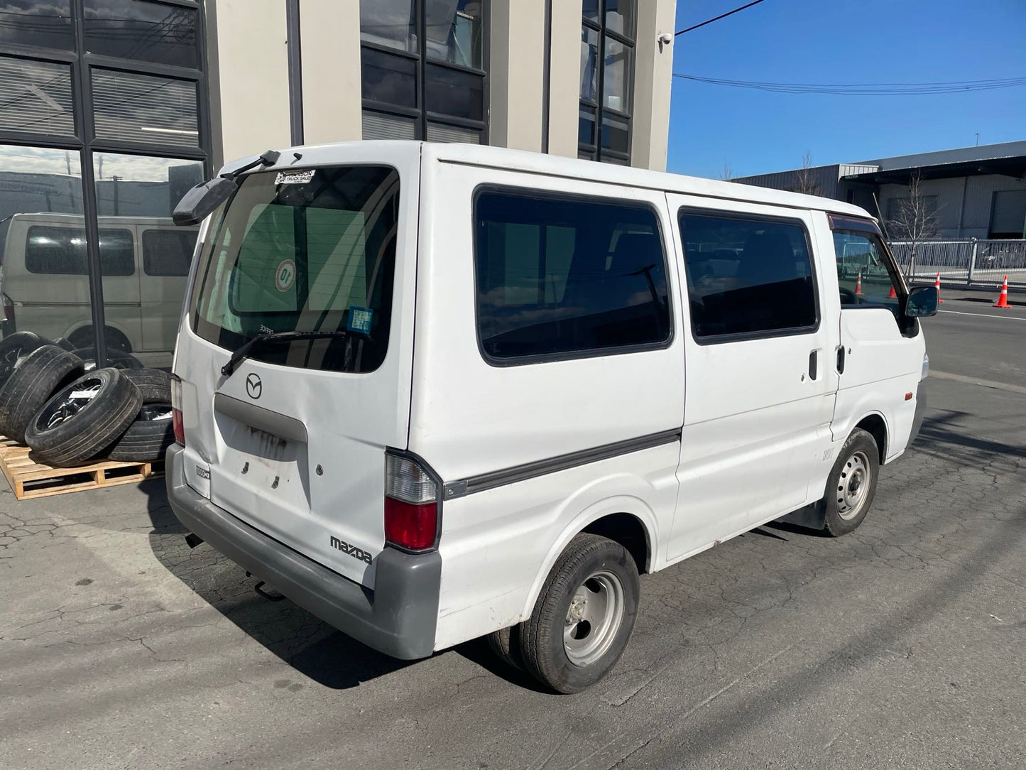 MAZDA BONGO (SK82) 2011