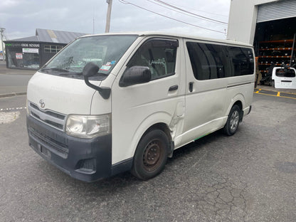 TOYOTA HIACE (TRH200) 2011