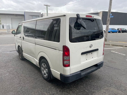 TOYOTA HIACE (TRH200) 2011
