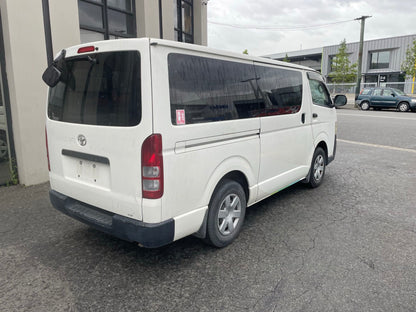 TOYOTA HIACE (TRH200) 2011