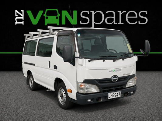 TOYOTA/HINO DYNA/DUTRO (XZU605) 2011