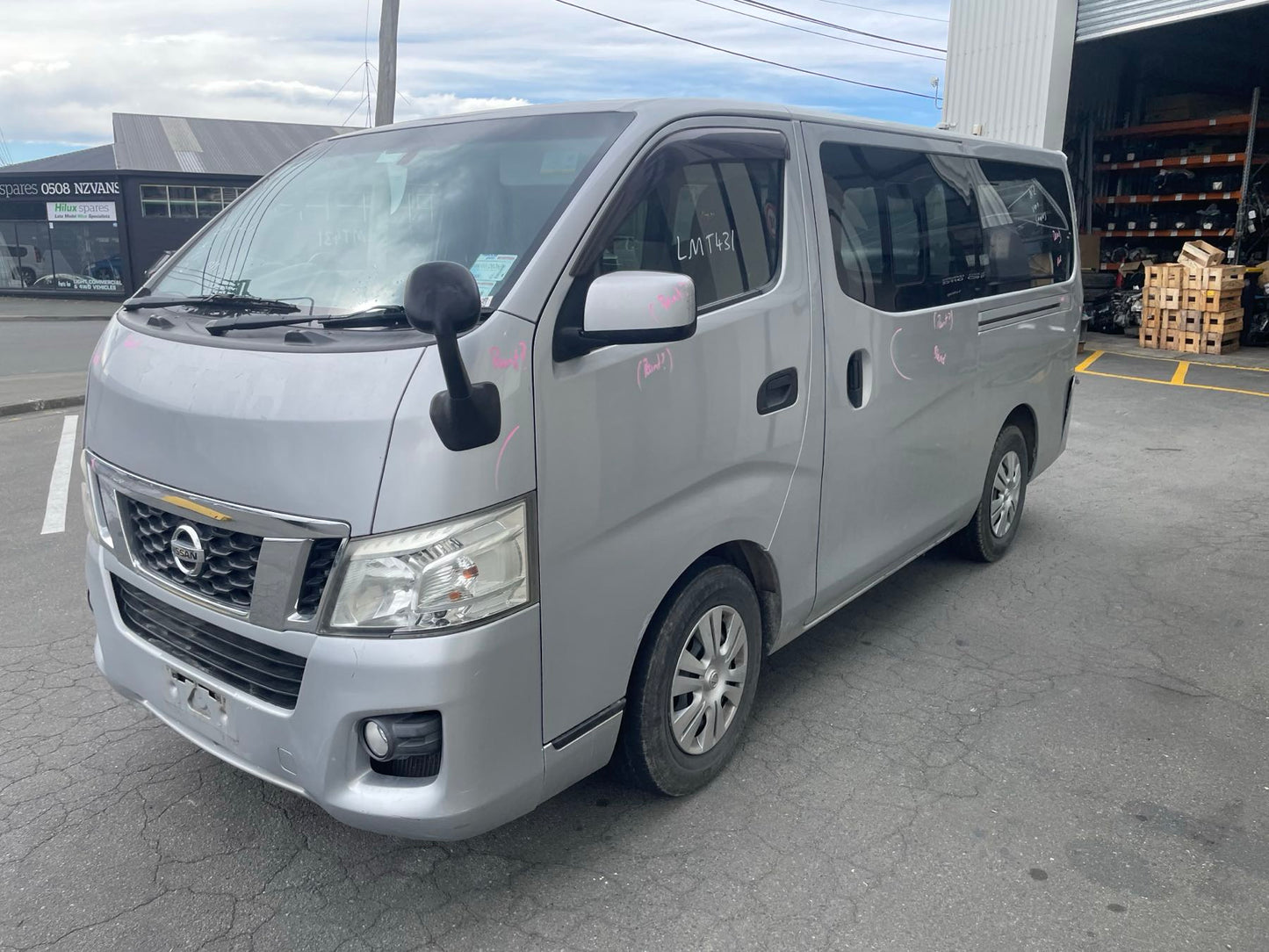 NISSAN CARAVAN(E26) 2013