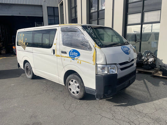 TOYOTA HIACE (TRH200) 2014