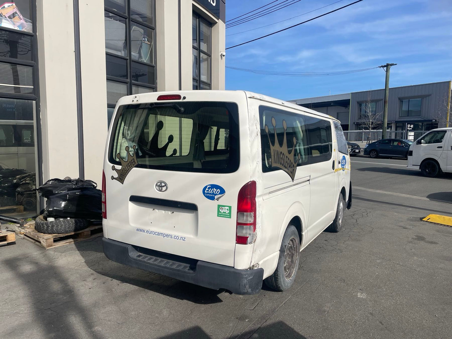 TOYOTA HIACE (TRH200) 2014