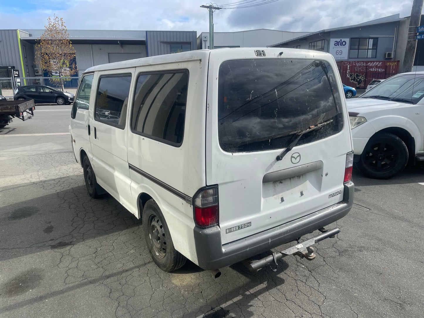 MAZDA BONGO (SK82) 2008