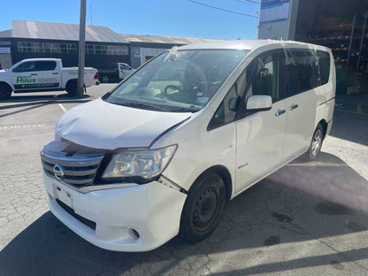 NISSAN SERENA (HC26) 2012