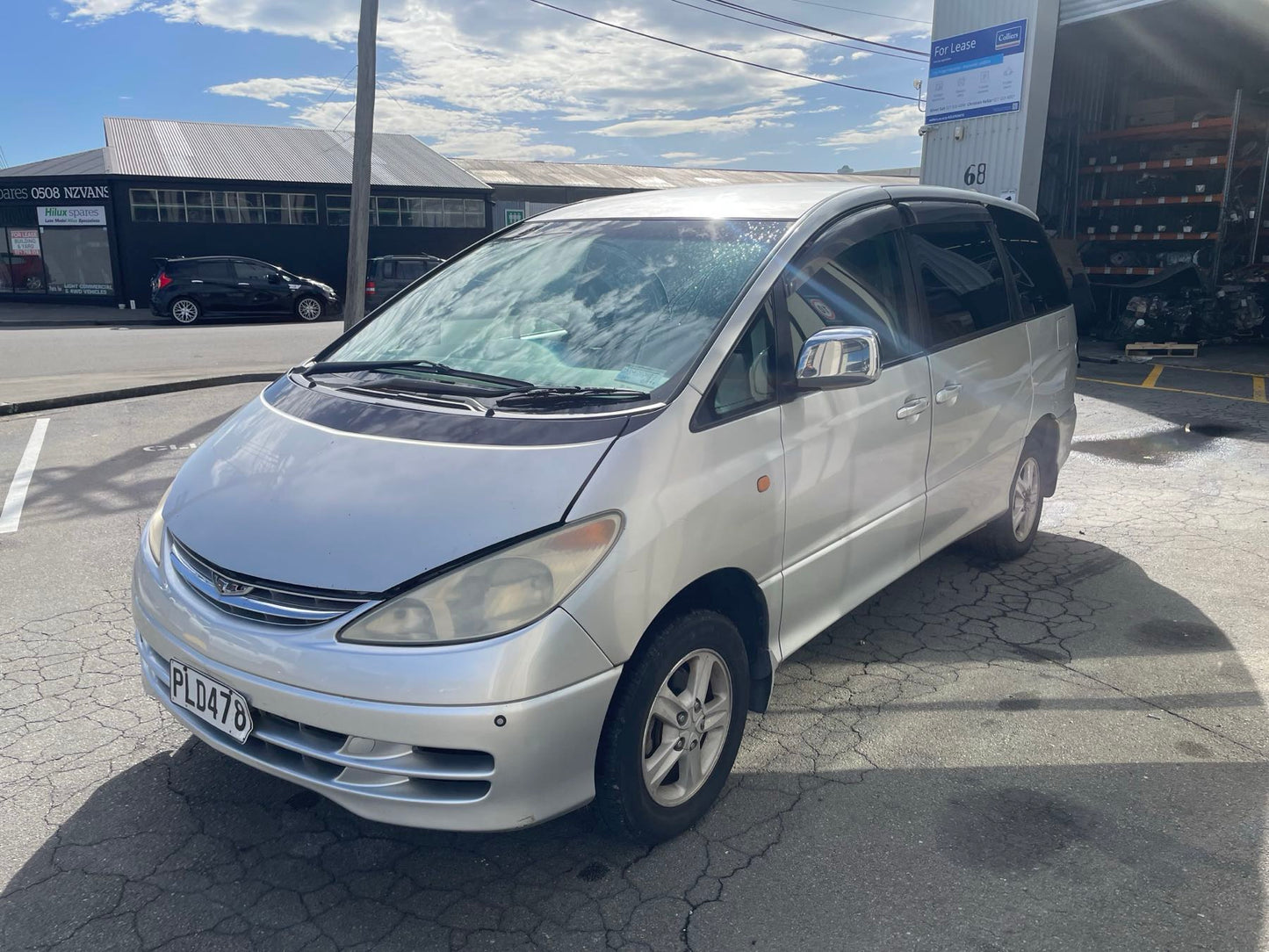 TOYOTA ESTIMA (MCR40) 2001