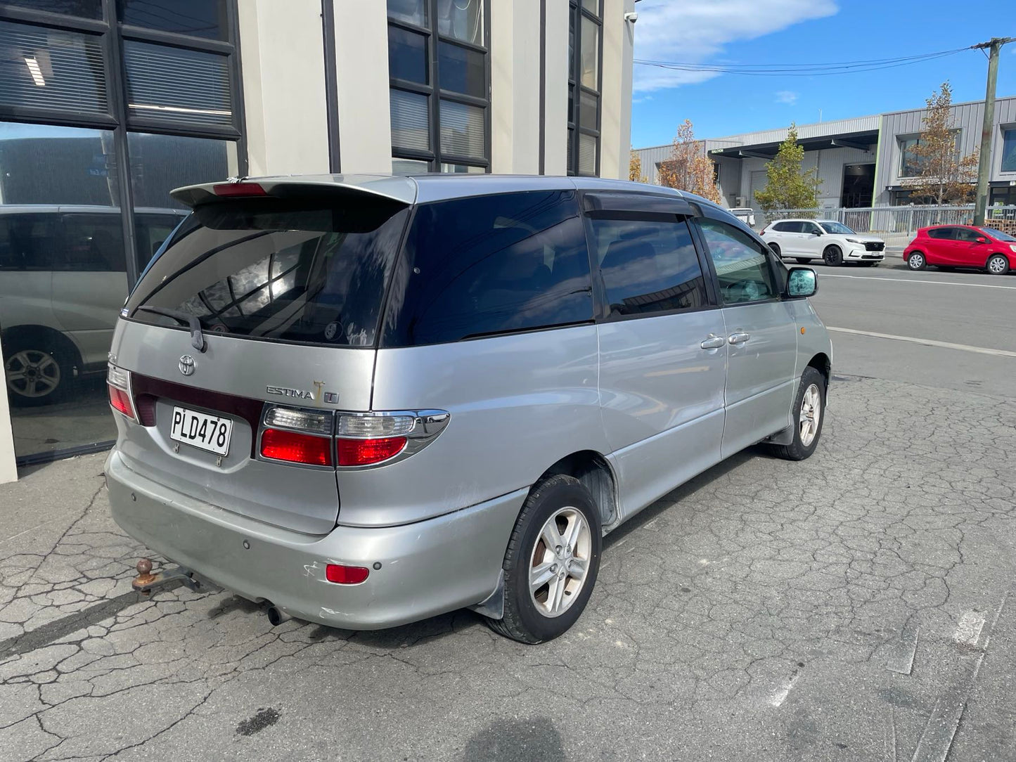 TOYOTA ESTIMA (MCR40) 2001