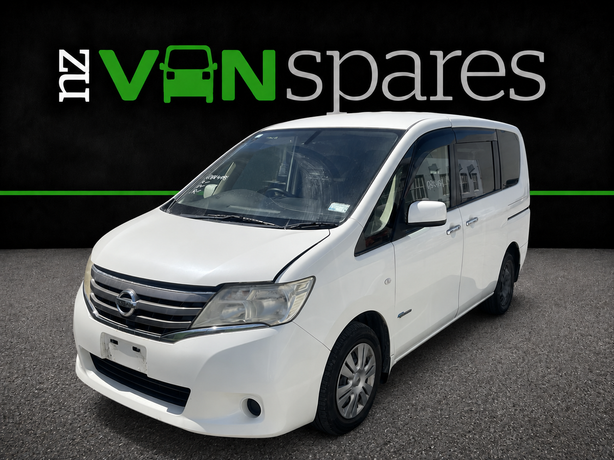 NISSAN SERENA (HC26) 2012