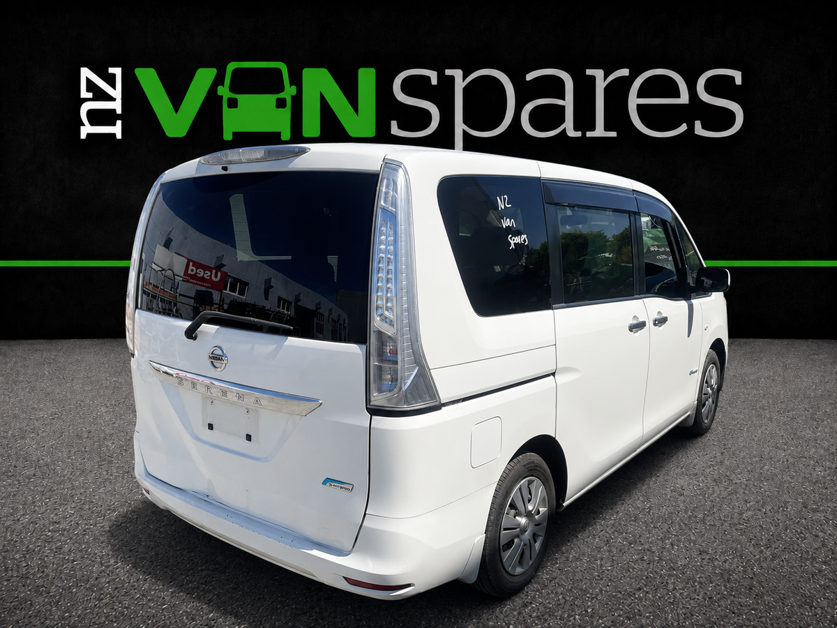 NISSAN SERENA (HC26) 2012