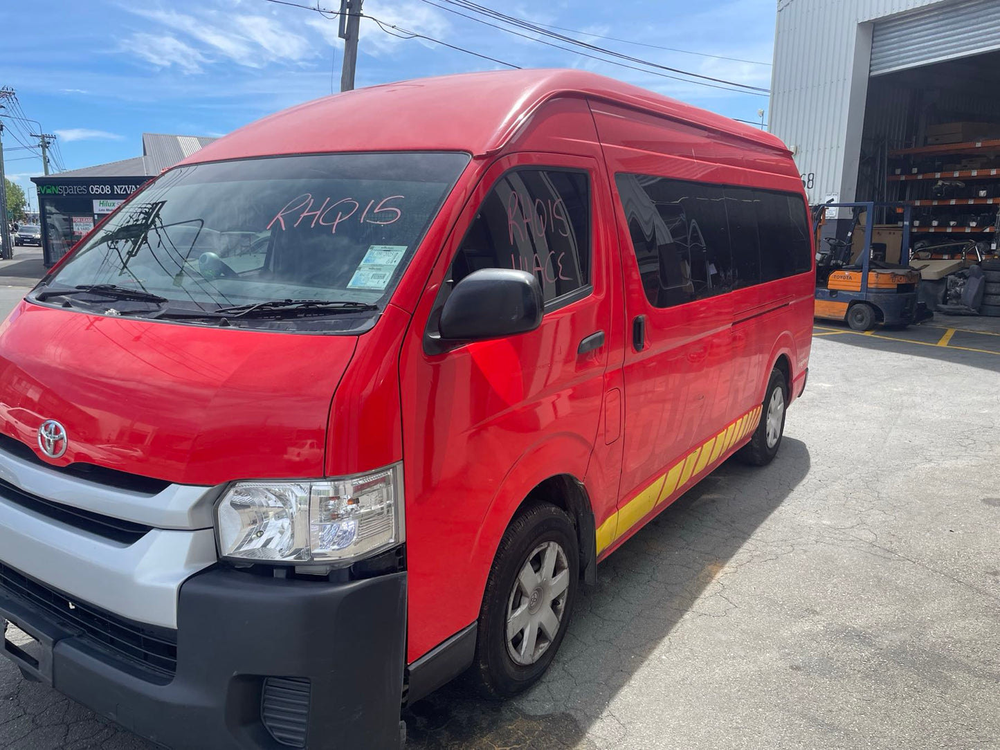 TOYOTA HIACE (KDH221) 2018
