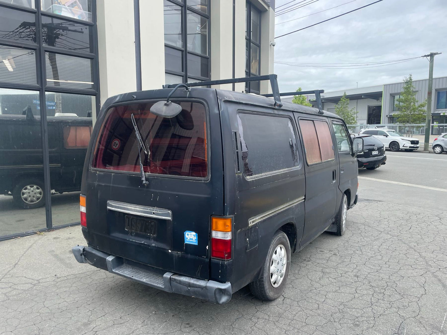 NISSAN CARAVAN(E24) 1987