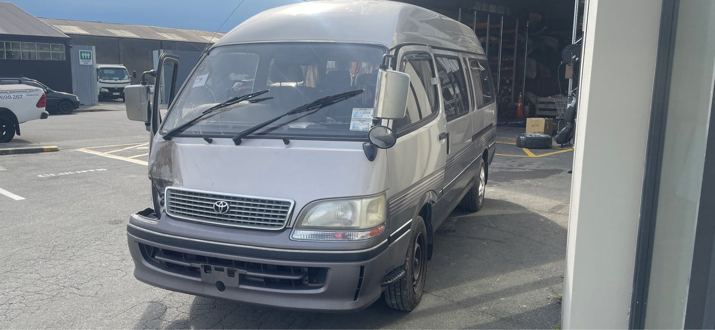 TOYOTA HIACE GRAND CABIN  (KZH120) 1996