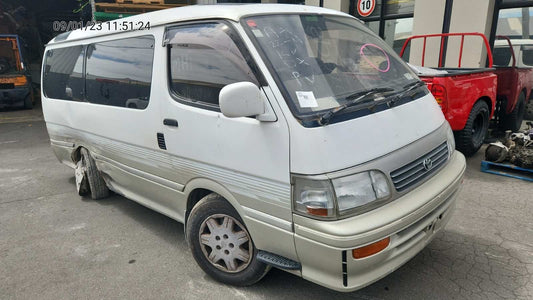 TOYOTA HIACE SUPER CUSTOM  (KZH100) 1996