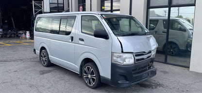 TOYOTA HIACE (TRH201) 2013