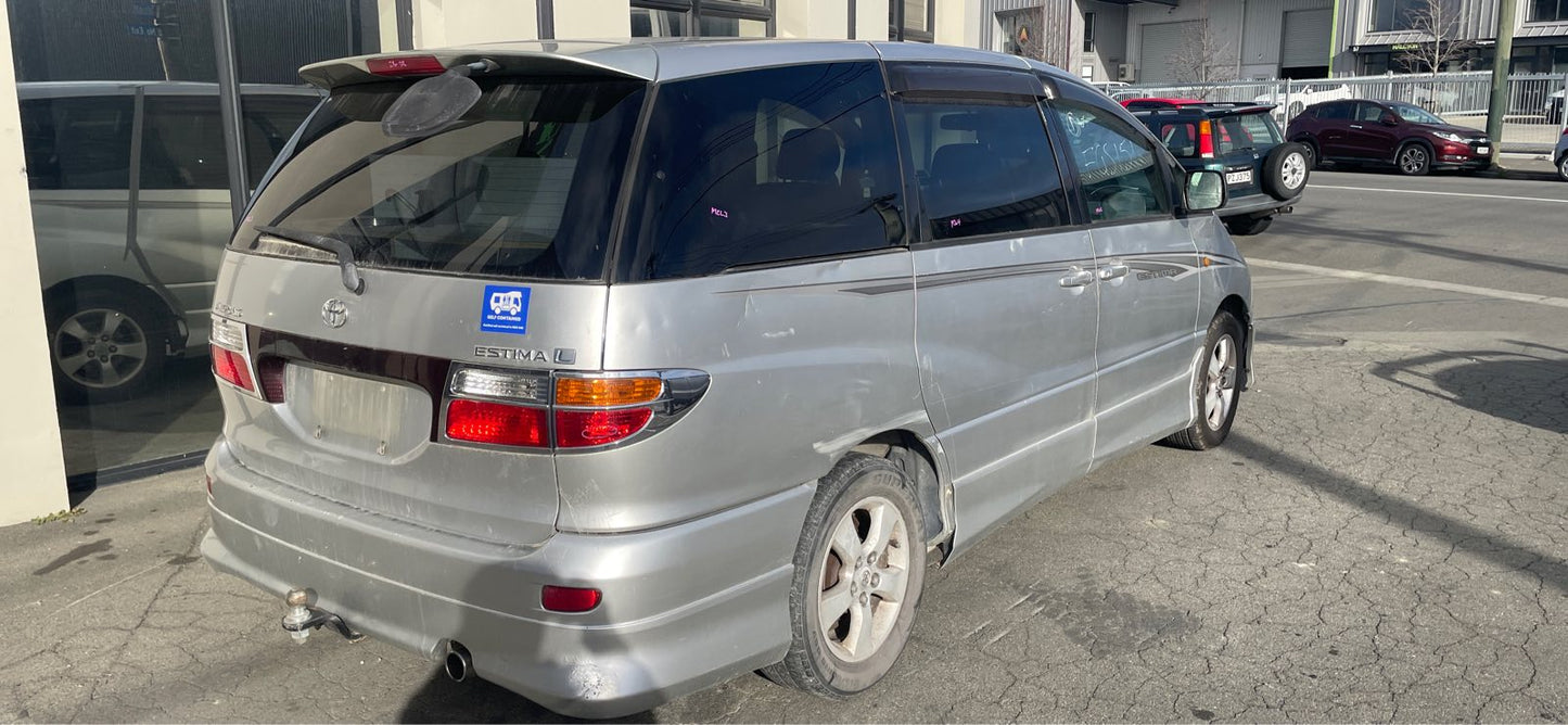 TOYOTA ESTIMA (ACR30) 2000