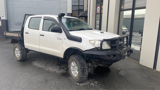 TOYOTA HILUX (KUN26) 2011