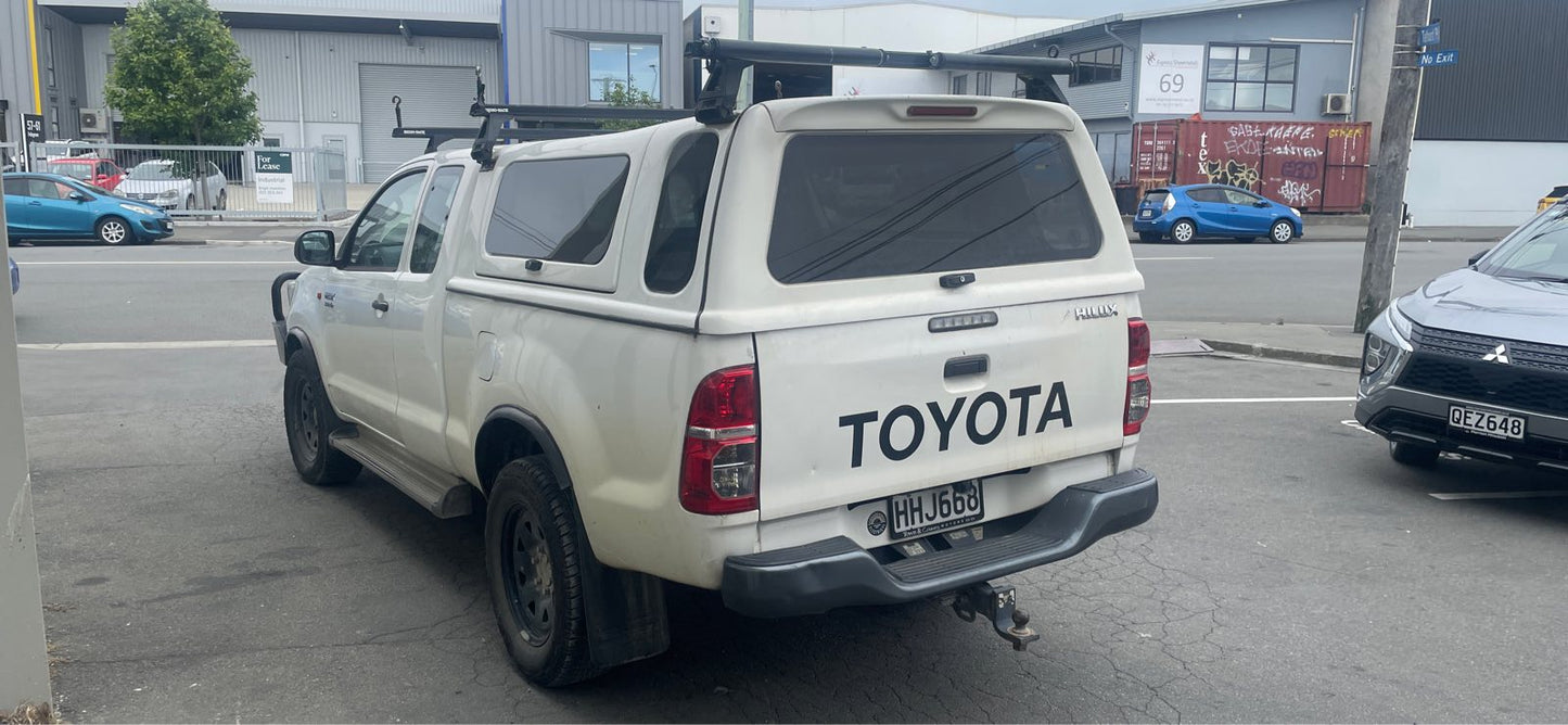 TOYOTA HILUX (KUN26) 2014