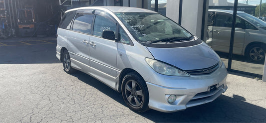 TOYOTA ESTIMA (ACR30) 2004