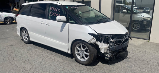 TOYOTA ESTIMA (ACR50) 2006