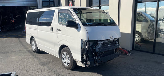 TOYOTA HIACE (TRH200) 2013