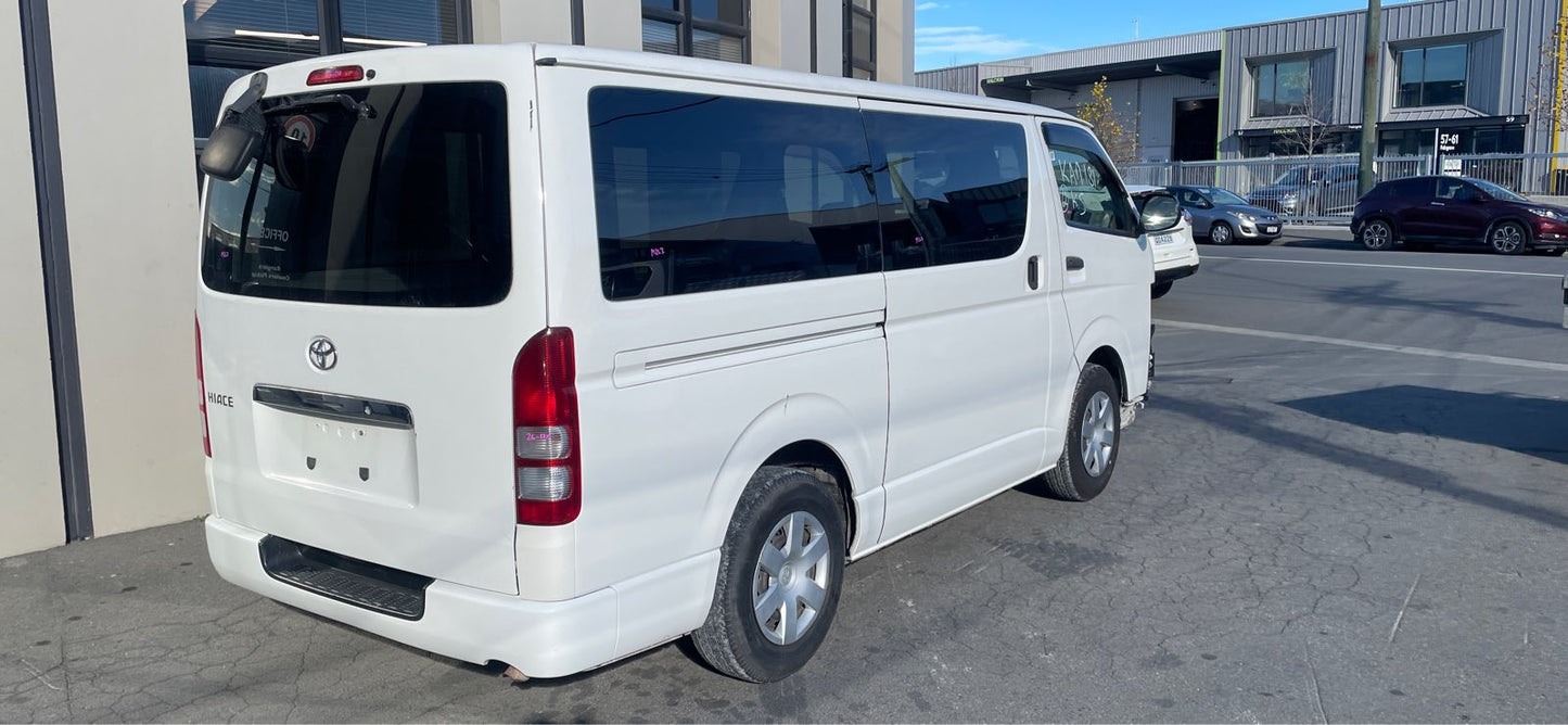 TOYOTA HIACE (TRH200) 2013