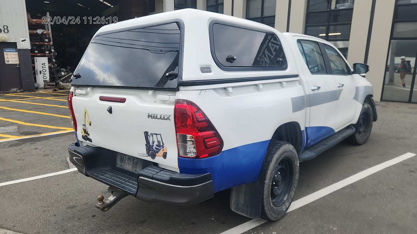 TOYOTA HILUX (GUN136) 2017